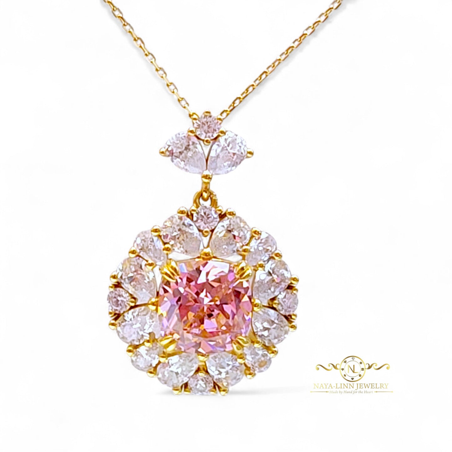 Allison Necklace | Mixed Cuts | Cushion Center Cut | Surrounding Pear-Shaped Diamond Simulants | 18K Gold Vermeil Over 925 Sterling Silver
