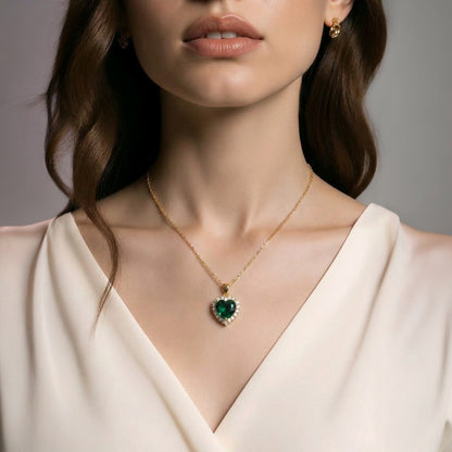 Isabella Necklace | Heart Diamond Simulants | 18K Gold Vermeil | 925 Sterling Silver By Naya-Linn Jewelry